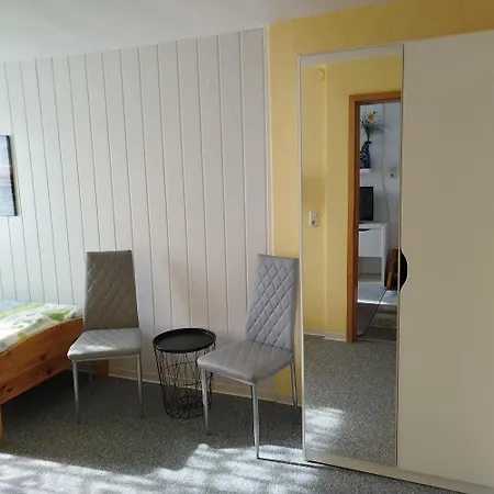 4, 2 Einzelbetten Und Schlafcouch, S Afe, Wlan 다메